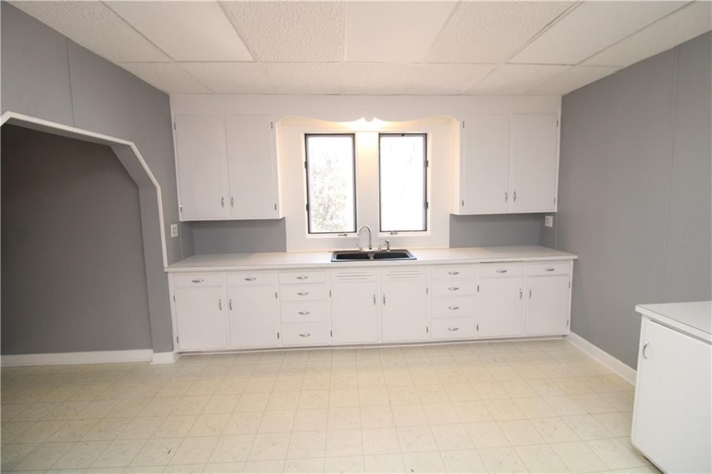 1118 Henry Street — photo 13