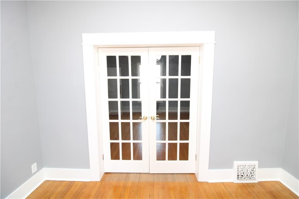 1118 Henry Street — photo 14