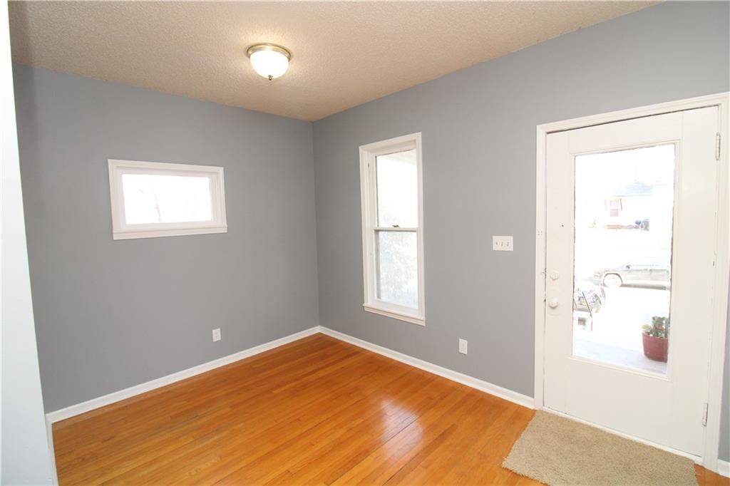1118 Henry Street — photo 17