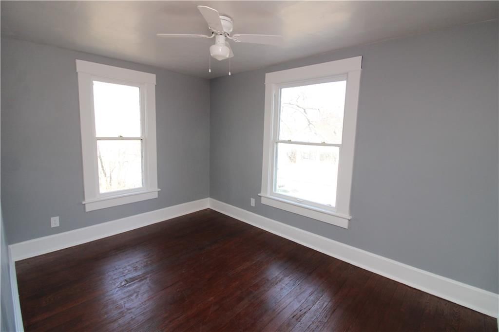 1118 Henry Street — photo 27