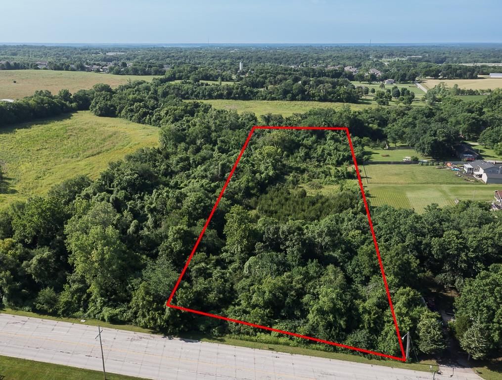 13319 Parallel Parkway, Kansas City, KS