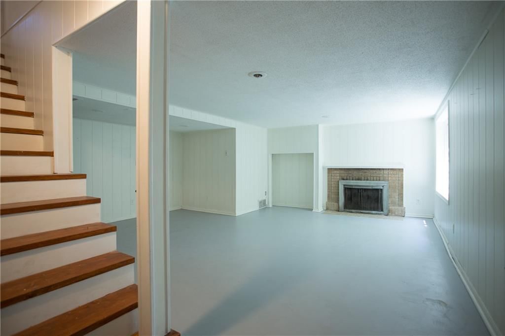 612 E 66th Street — photo 25