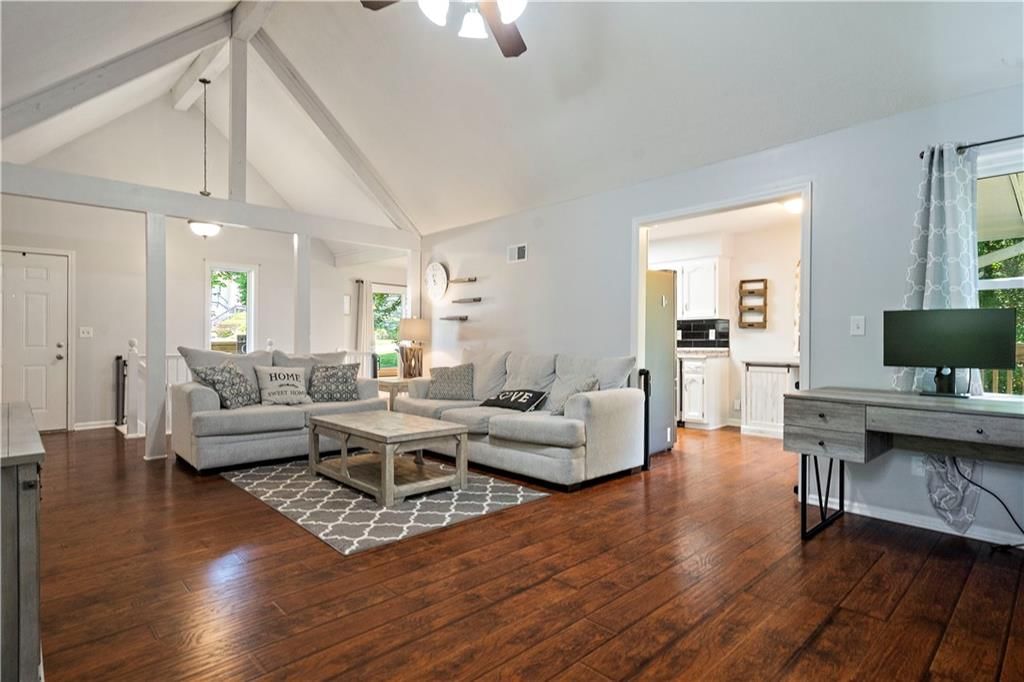 8509 NW 62nd Street — photo 5