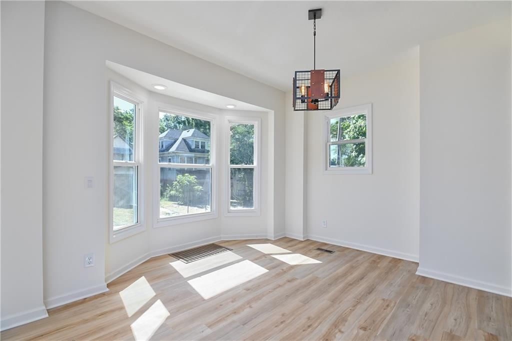2917 E 30 Street — photo 14