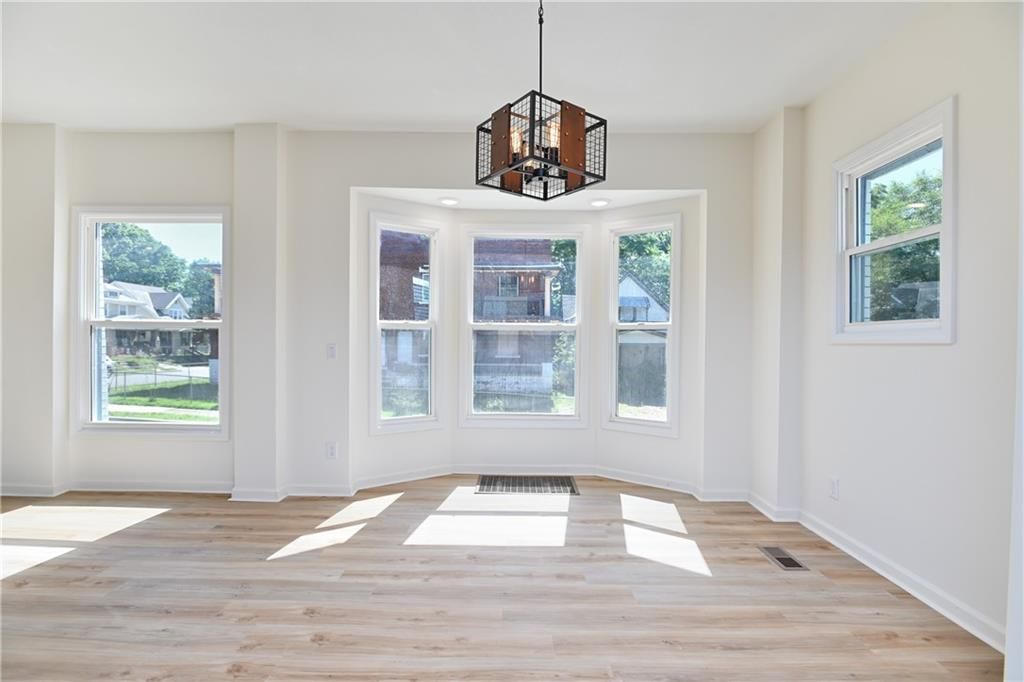 2917 E 30 Street — photo 15