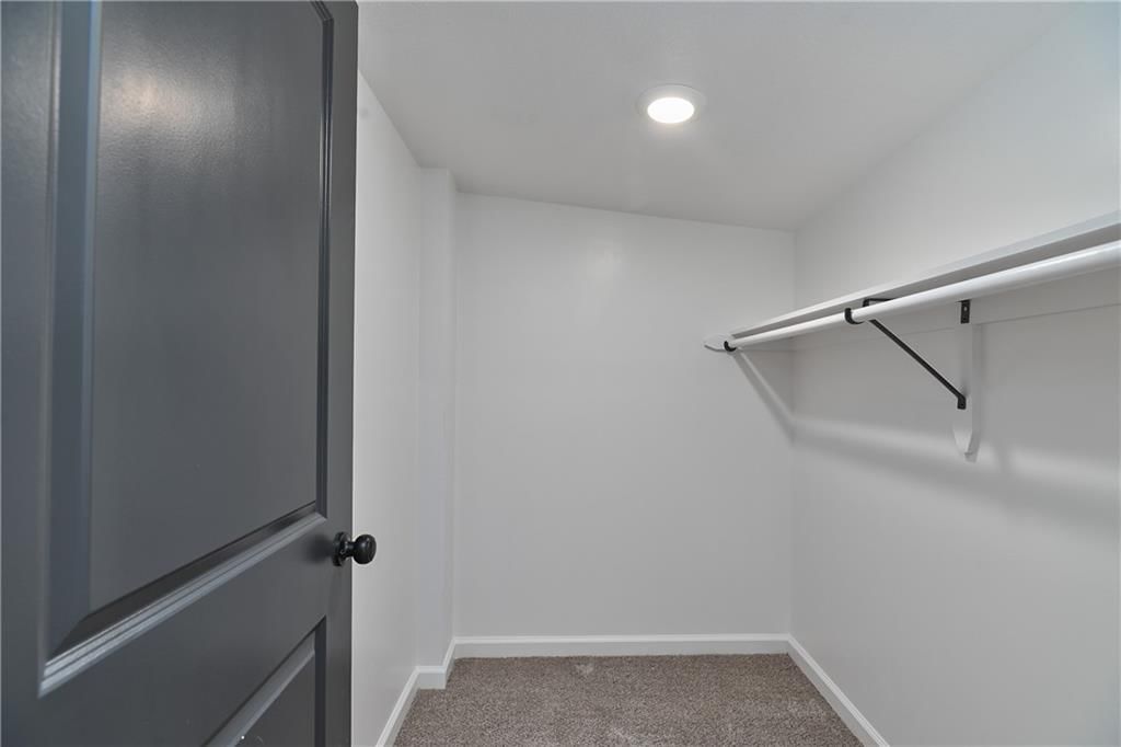 2917 E 30 Street — photo 29
