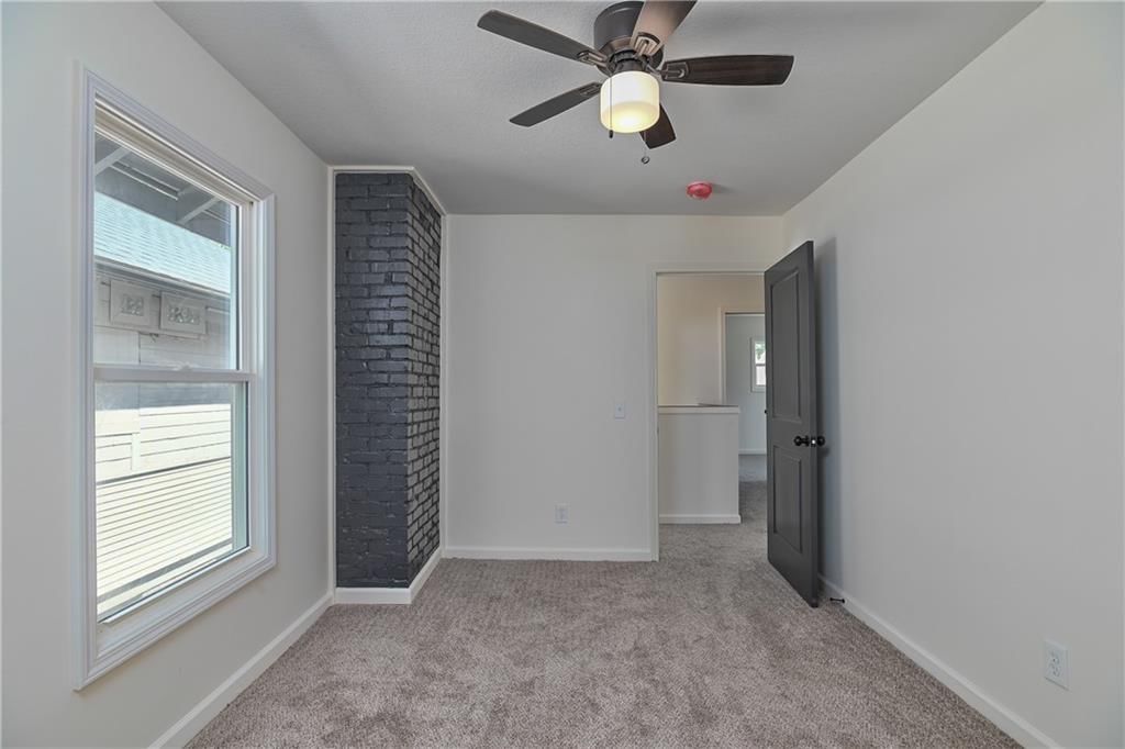 2917 E 30 Street — photo 30