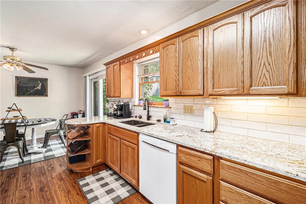 3023 NW Castle Drive — photo 11