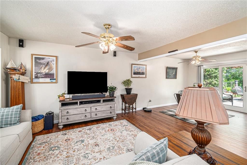 3023 NW Castle Drive — photo 6