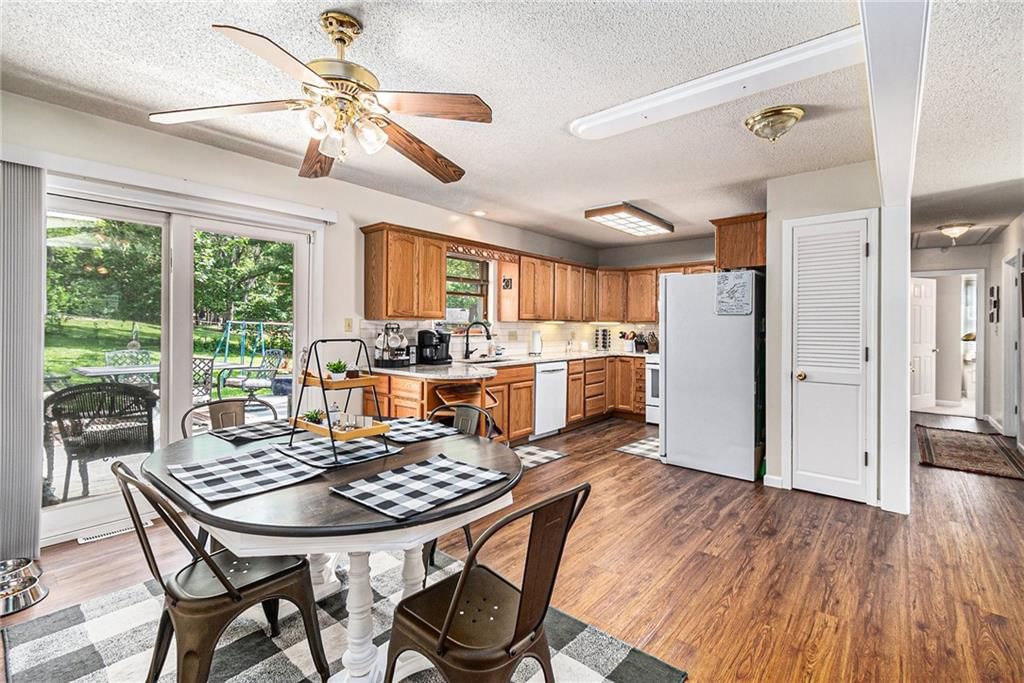 3023 NW Castle Drive — photo 9