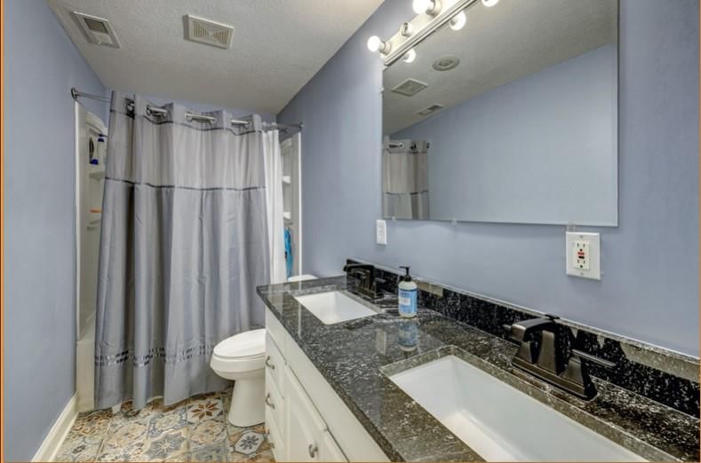 1805 Bur Oak Drive — photo 17