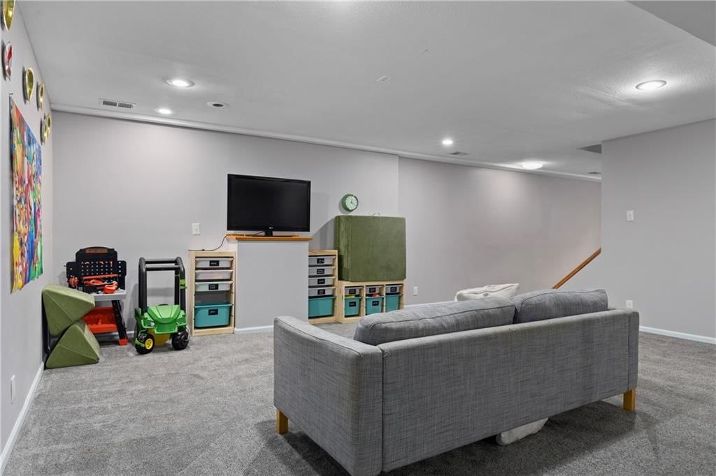 9800 W 115th Terrace — photo 31