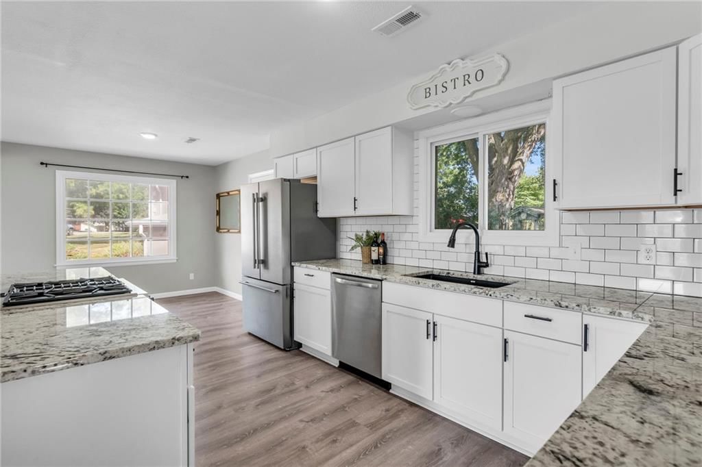 1308 W Price Street — photo 6