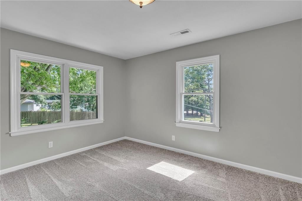 1308 W Price Street — photo 8