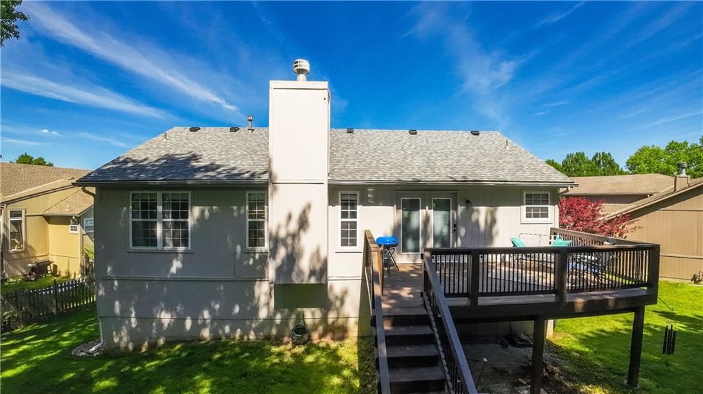 716 SE JAMES Circle — photo 28