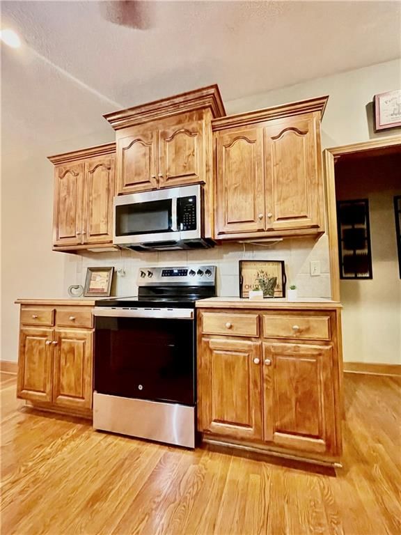 800 NW Cedar Lane — photo 14