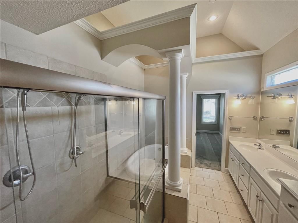 800 NW Cedar Lane — photo 31
