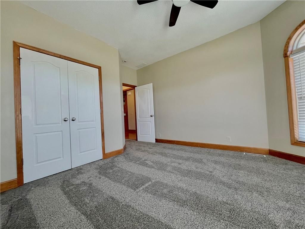 800 NW Cedar Lane — photo 38