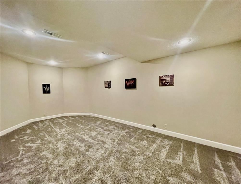 800 NW Cedar Lane — photo 47