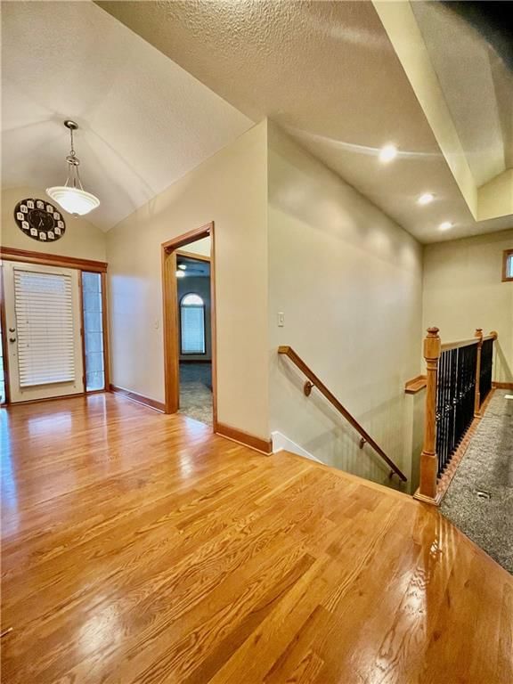 800 NW Cedar Lane — photo 6