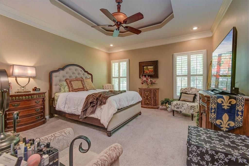 804 NE Carousel Lane — photo 16