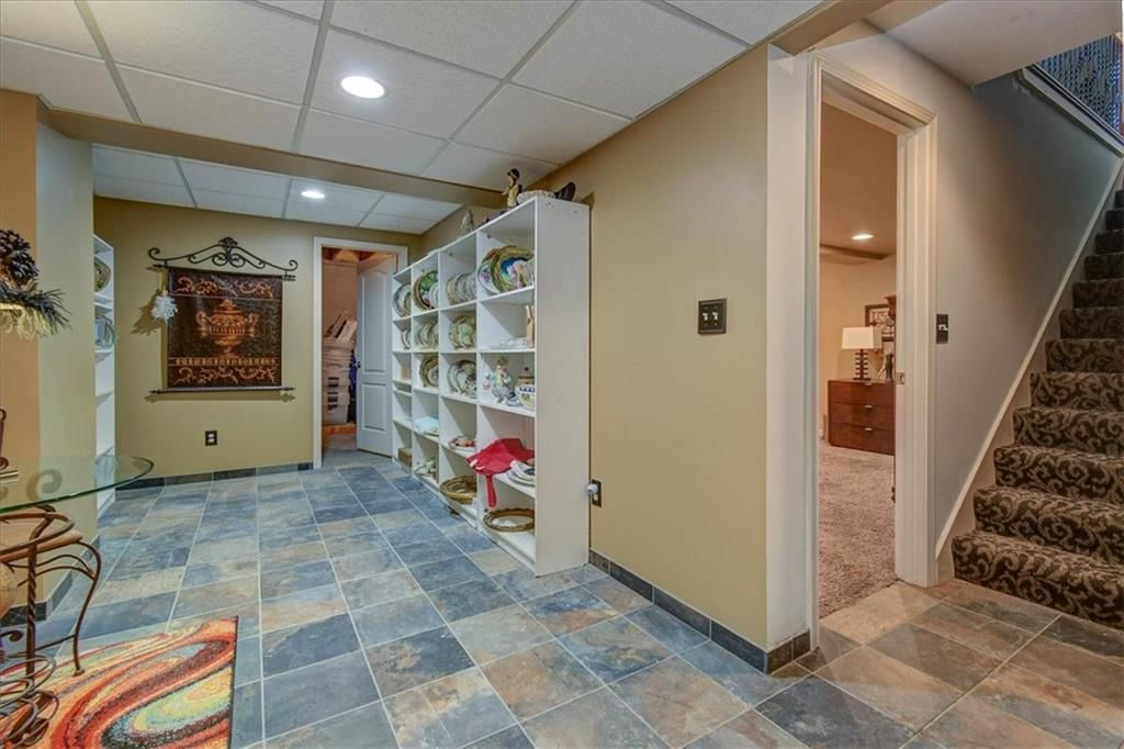804 NE Carousel Lane — photo 22