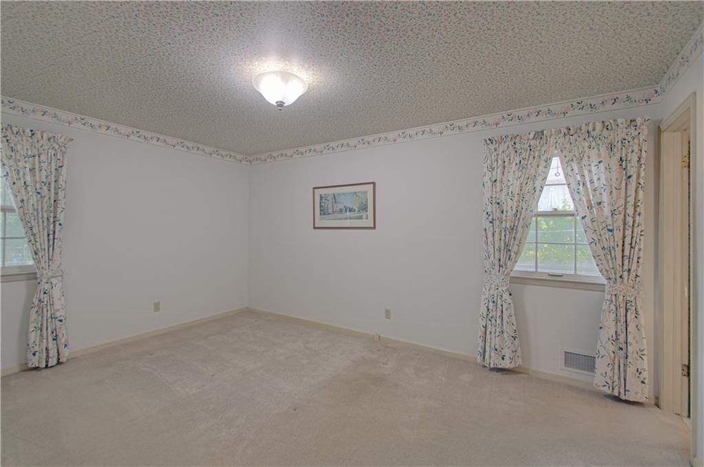 9540 Dearborn Street — photo 17