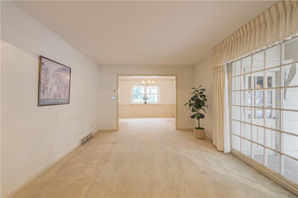9540 Dearborn Street — photo 5