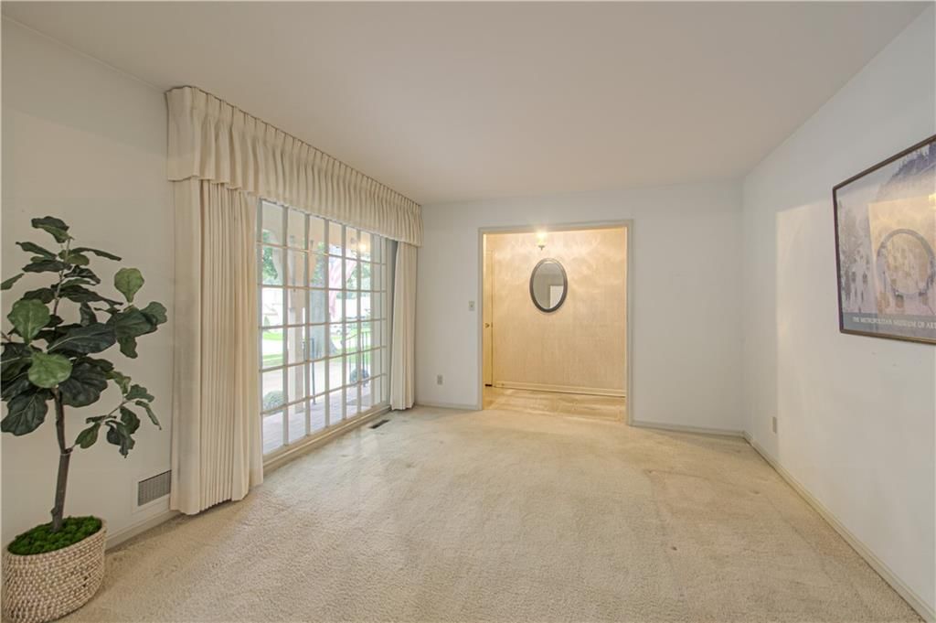 9540 Dearborn Street — photo 8