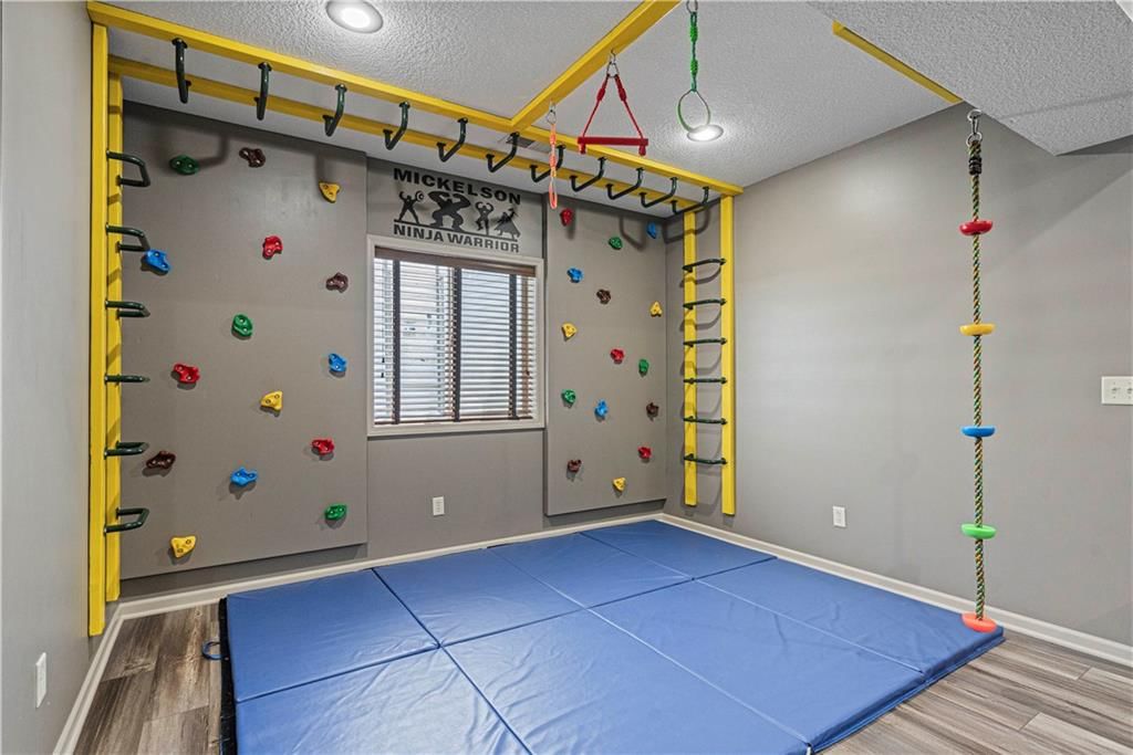 10005 N Wallace Avenue — photo 38