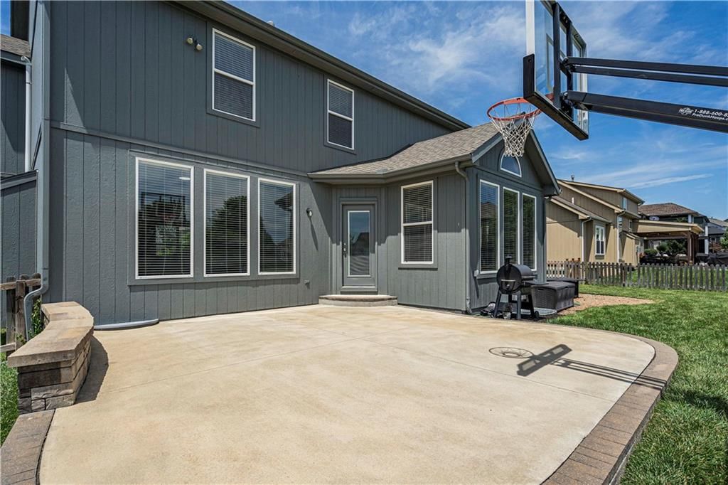 10005 N Wallace Avenue — photo 41
