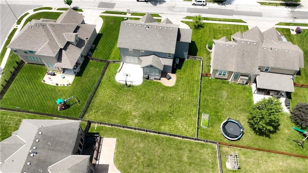 10005 N Wallace Avenue — photo 46