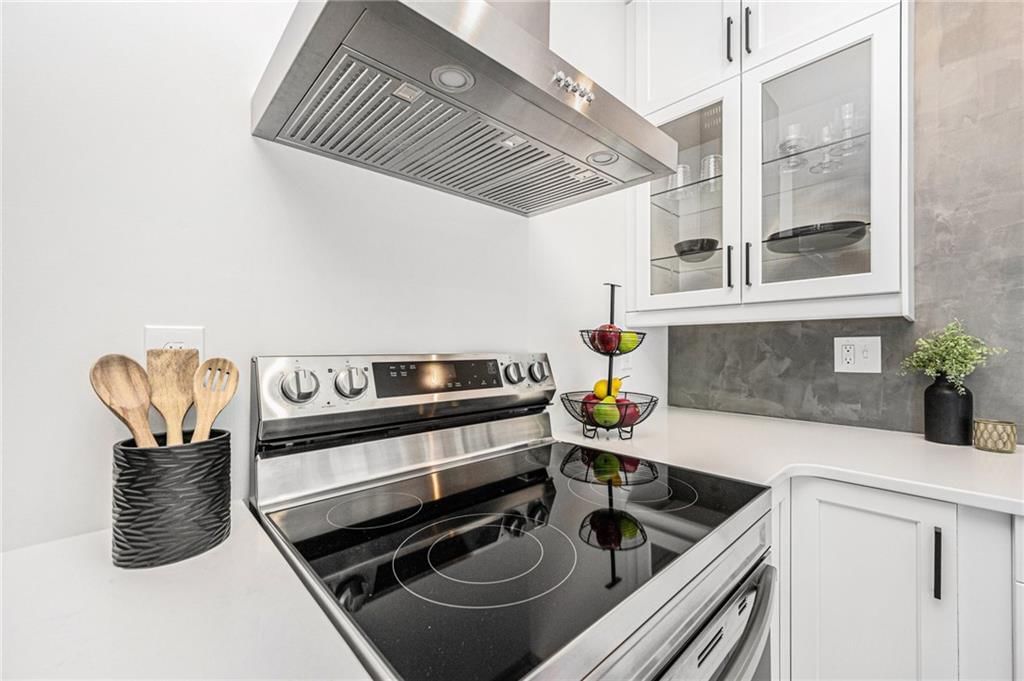 312 Martin Avenue — photo 14