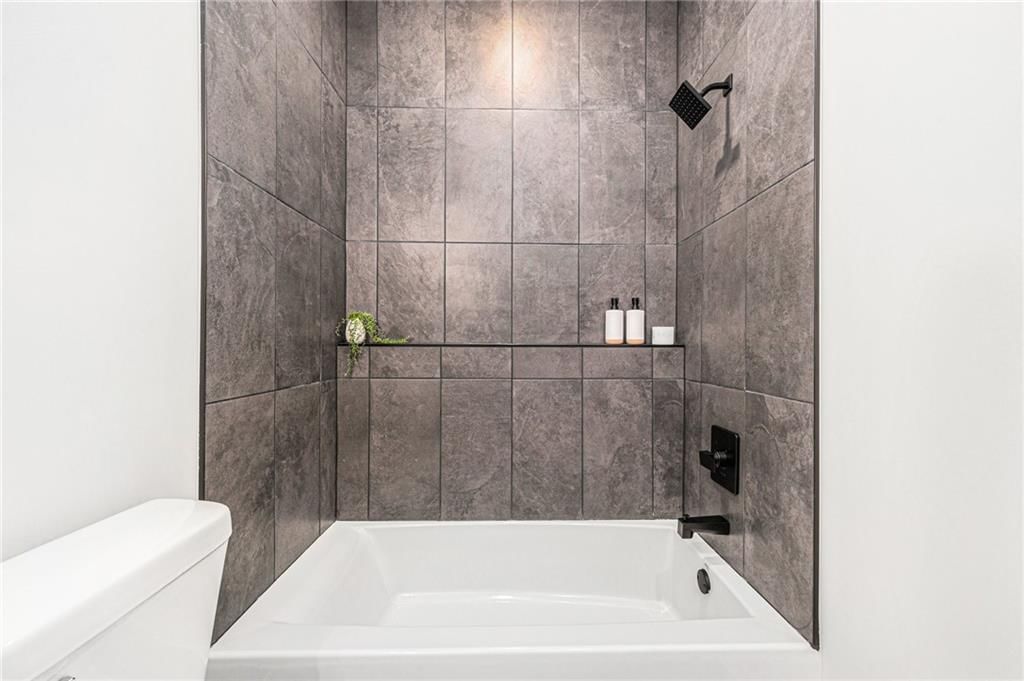 312 Martin Avenue — photo 17