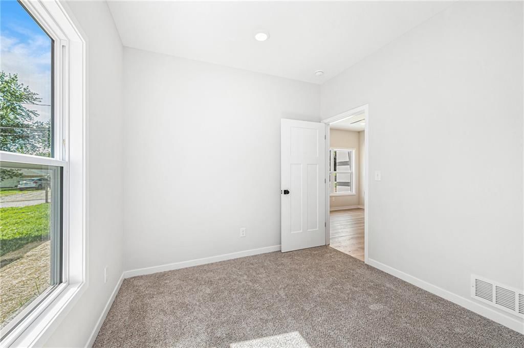 312 Martin Avenue — photo 19