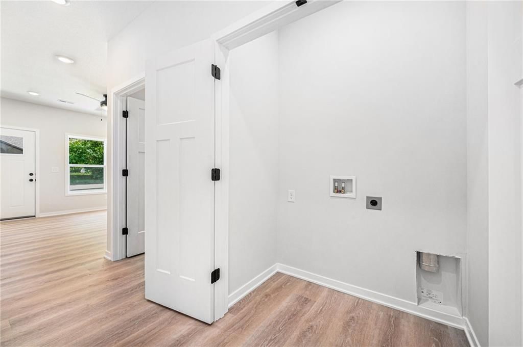 312 Martin Avenue — photo 24