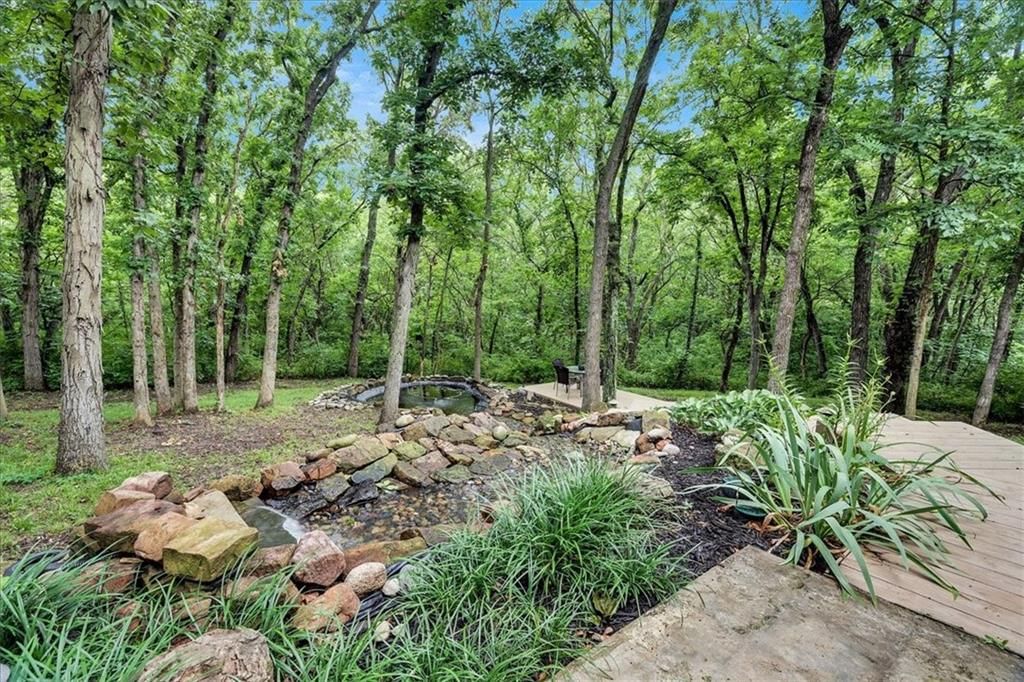 1705 NW Fawn Place — photo 39