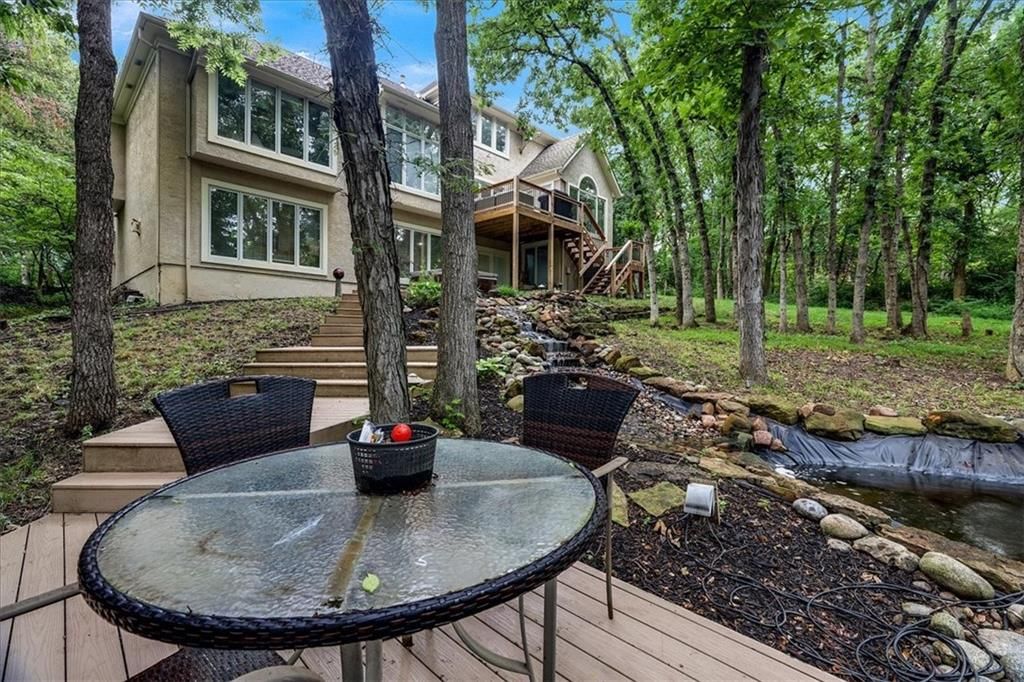 1705 NW Fawn Place — photo 43