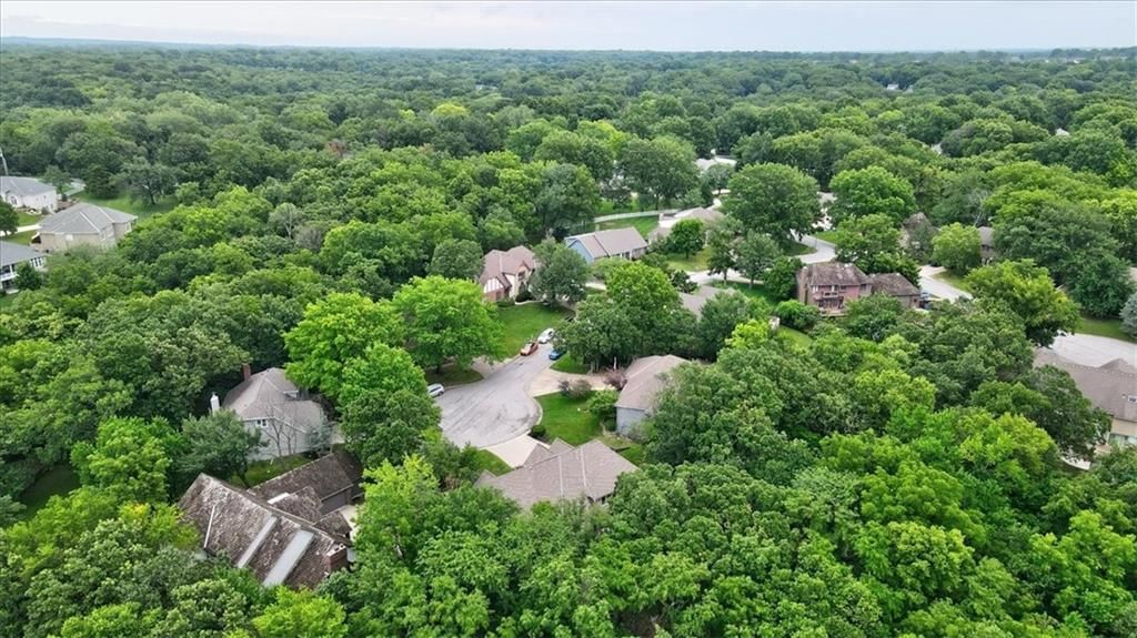1705 NW Fawn Place — photo 46
