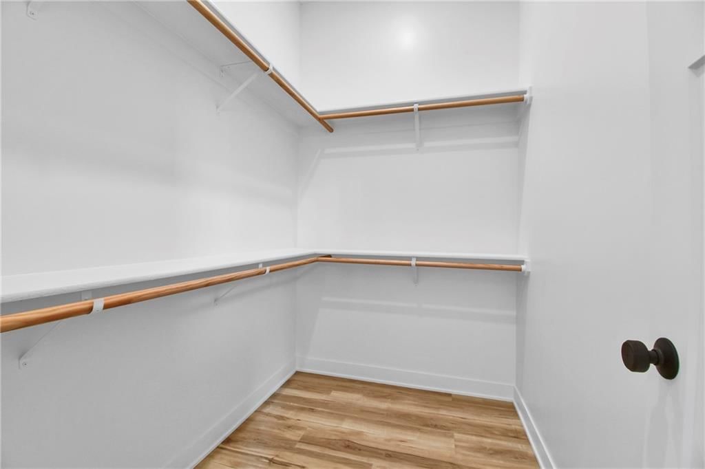 200 N Pine Street — photo 13