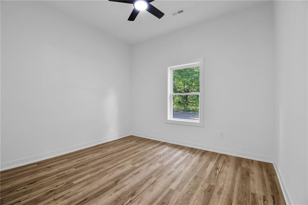 200 N Pine Street — photo 17