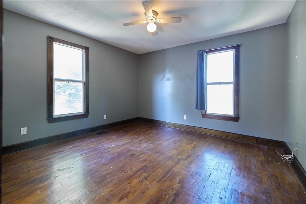 3220 Lexington Avenue — photo 19