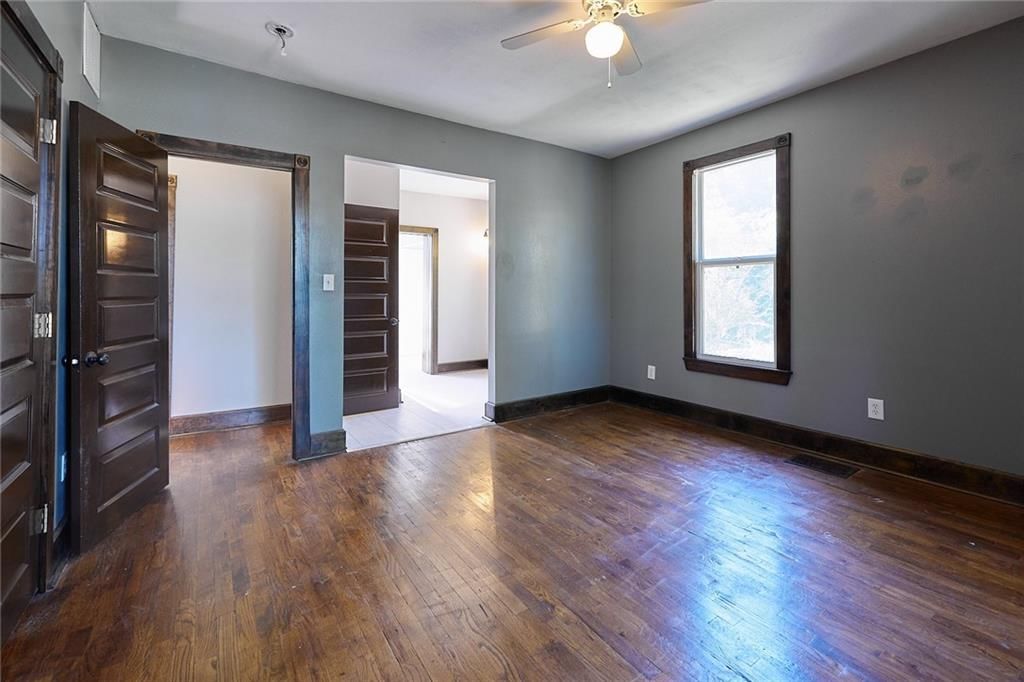 3220 Lexington Avenue — photo 20
