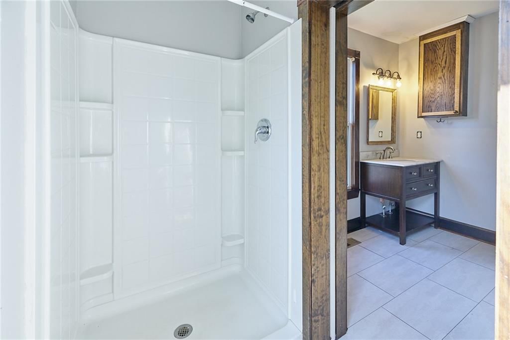 3220 Lexington Avenue — photo 21