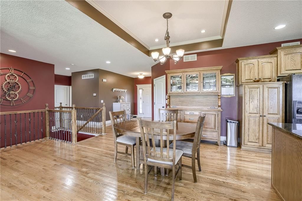 10704 Country Lane — photo 7