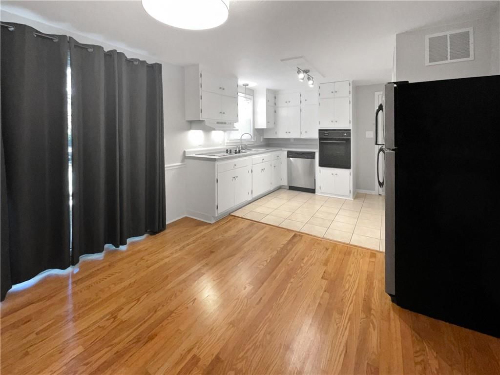 6416 Lowell Avenue — photo 11