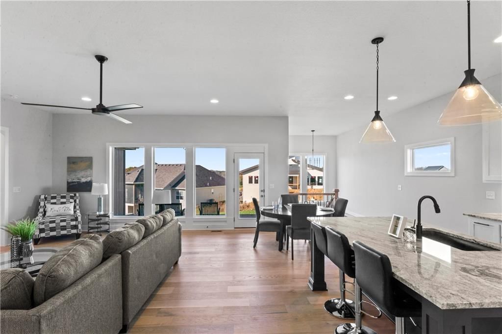 7100 NW Forest Lakes Drive — photo 11