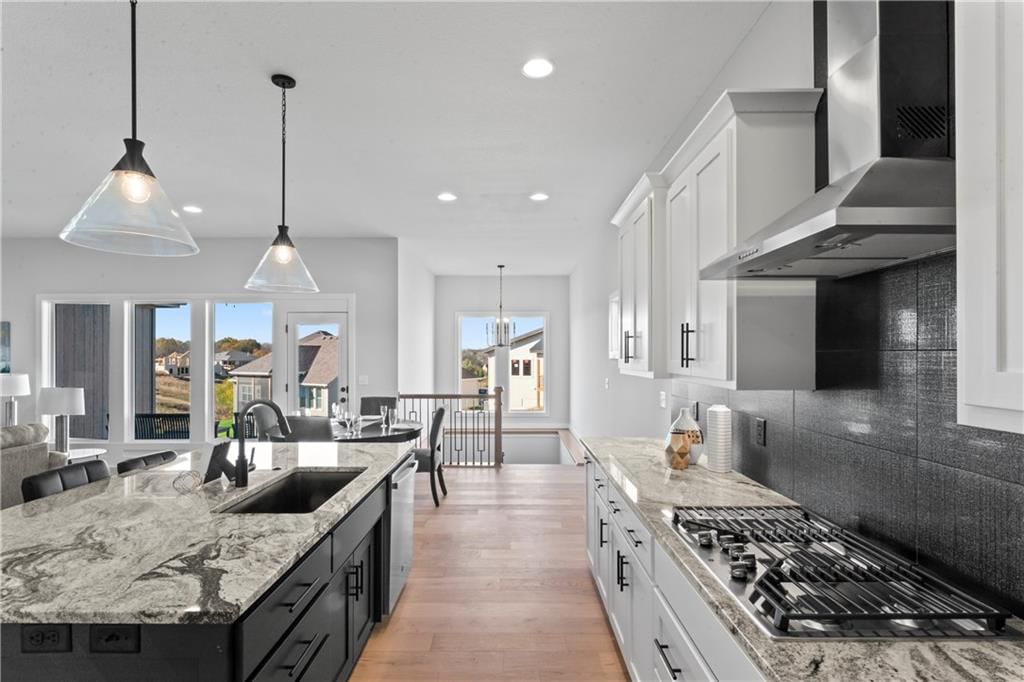 7100 NW Forest Lakes Drive — photo 16
