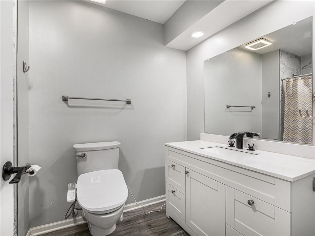 12917 Beacon Avenue — photo 21