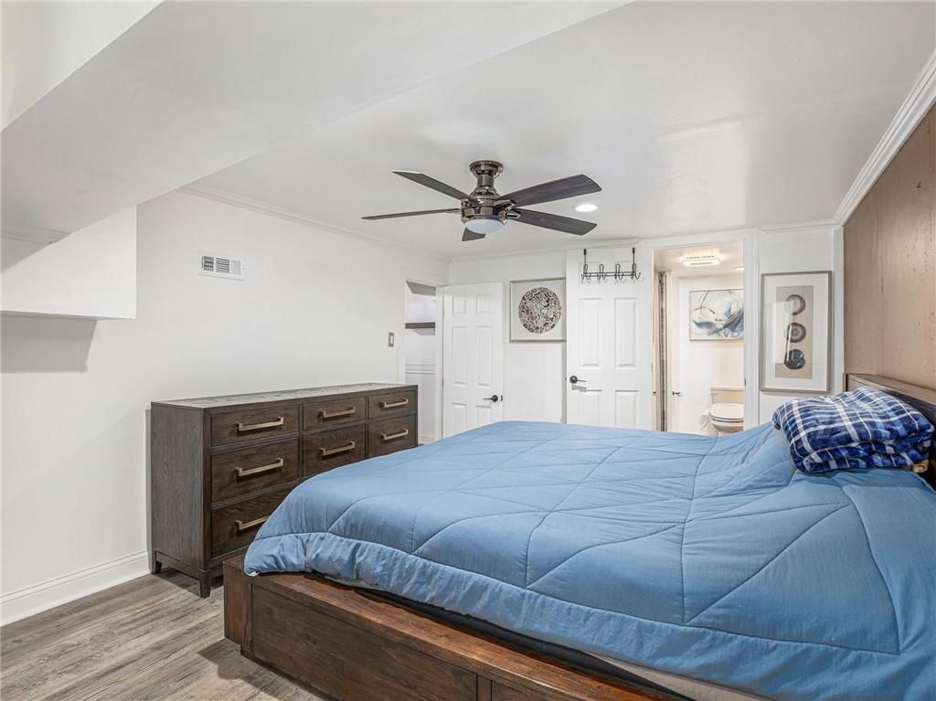 12917 Beacon Avenue — photo 23